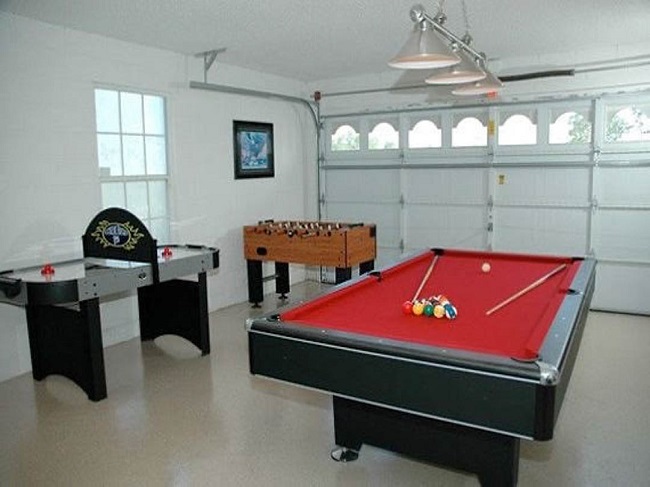 Play pool near you Baton Rouge billiards tables cues
