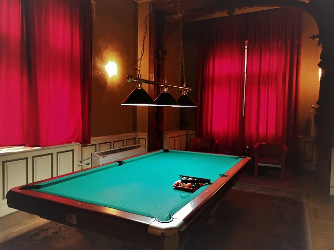 Play pool near you Bucharest billiards tables cues