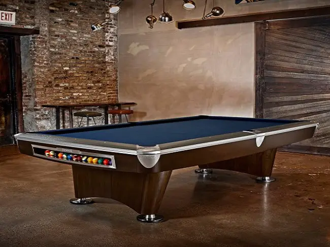 Play pool near you Lyon billiards tables cues