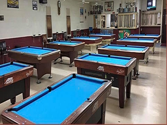Local pool halls Omaha billiards leagues tournaments