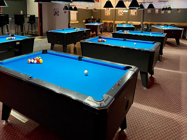 Play pool near you Omaha billiards tables cues