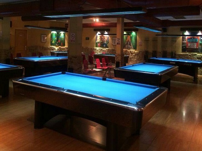 Local pool halls Madrid billiards leagues tournaments