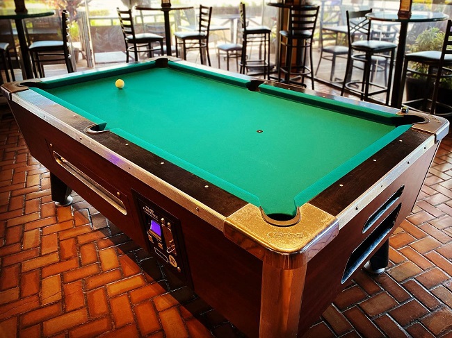 Play pool near you Maui billiards tables cues