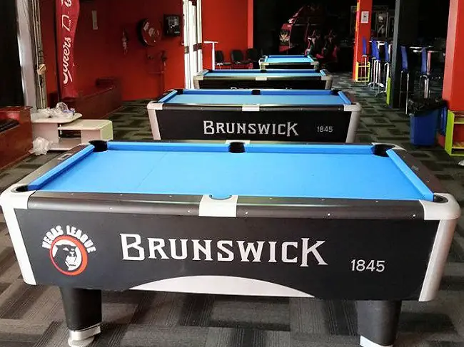 Local pool halls Gold Coast billiards leagues tournaments