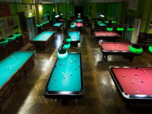 Local pool halls Turin billiards leagues tournaments