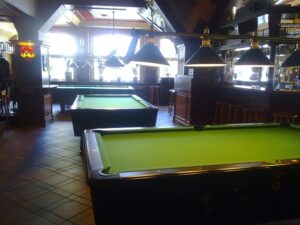 Local pool halls Dusseldorf billiards leagues tournaments
