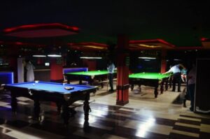 Local pool halls Reykjavik billiards leagues tournaments