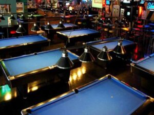 Local pool halls Tampa-Bay-St-Petersburg billiards leagues tournaments